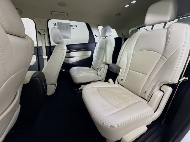 Used 2024 Buick Enclave Essence FWD image 24