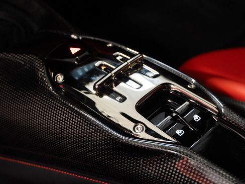Used 2022 Ferrari SF90 Stradale AWD/4WD image 38