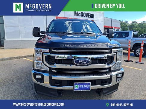 Used 2022 Ford F350 XLT w/ FX4 Off-Road Package AWD/4WD image 8