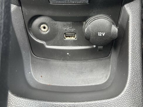 Used 2012 Ford Fiesta SES FWD image 20