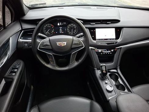 Certified 2024 Cadillac XT5 Premium Luxury AWD/4WD image 13