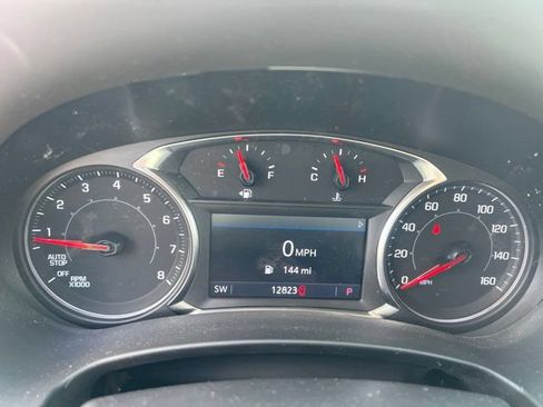 Used 2024 GMC Terrain SLT FWD image 28