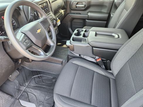 New 2026 Chevrolet Silverado 2500 Custom w/ Custom Convenience Package image 4