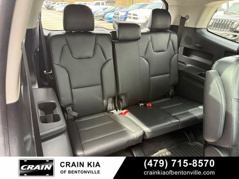 Used 2022 Kia Telluride SX w/ SX Prestige Package image 32
