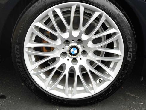 Used 2007 BMW 750i RWD image 10