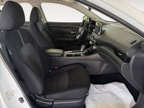 Used 2023 Nissan Sentra SV image 12