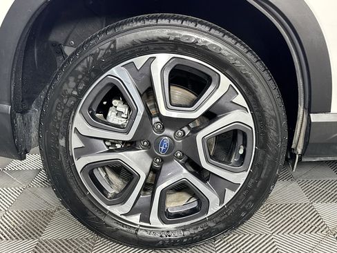 Used 2024 Subaru Ascent Limited w/ Technology Package image 32