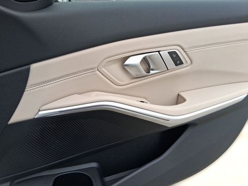 Certified 2023 BMW 330i 330i w/ Premium Package image 32