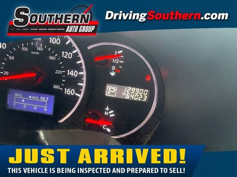 Used 2014 Nissan Quest LE FWD image 1