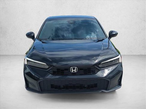 Used 2025 Honda Civic Sport image 2