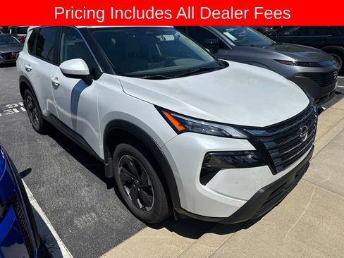 Certified 2024 Nissan Rogue SV w/ SV Premium Package FWD image 1