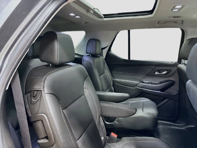 Used 2019 Chevrolet Traverse LT w/ LT Premium Package AWD/4WD image 25