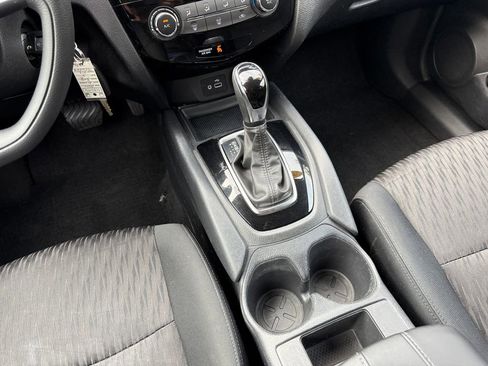 Used 2020 Nissan Rogue S AWD/4WD image 13