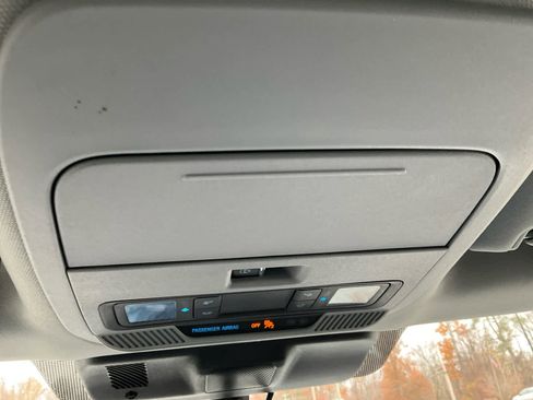 Certified 2022 Ford F150 XLT w/ Equipment Group 302A High image 27