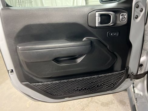 Used 2022 Jeep Wrangler Unlimited Rubicon 4xe image 20