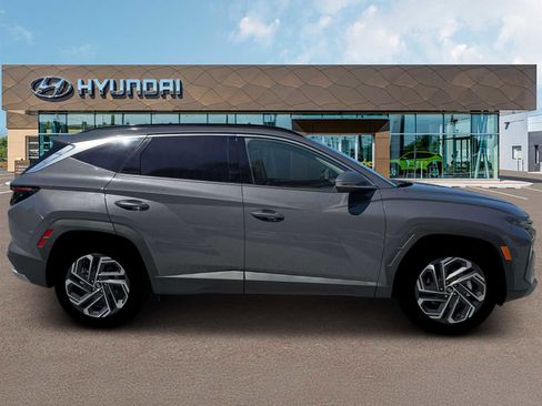 New 2026 Hyundai Tucson Limited image 9