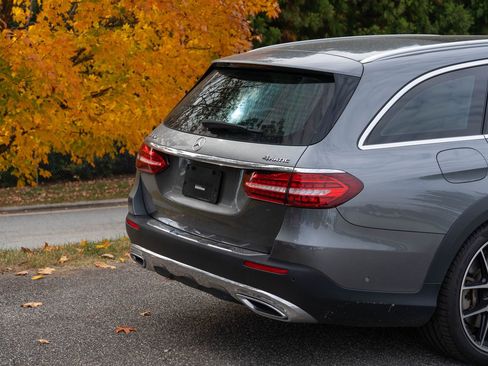 Used 2023 Mercedes-Benz E 450 4MATIC All-Terrain Wagon image 11