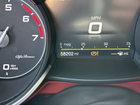 Used 2018 Alfa Romeo Stelvio Ti image 18