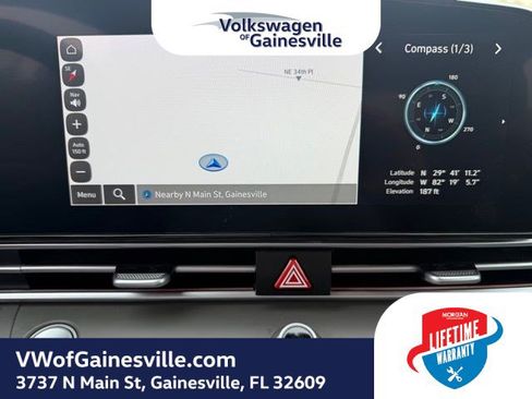 Used 2024 Hyundai Elantra SEL FWD image 22