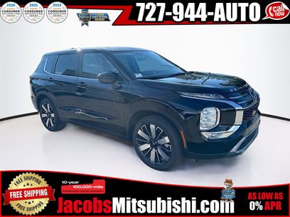 New 2025 Mitsubishi Outlander SE