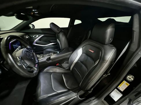 Used 2022 Chevrolet Camaro SS RWD image 16
