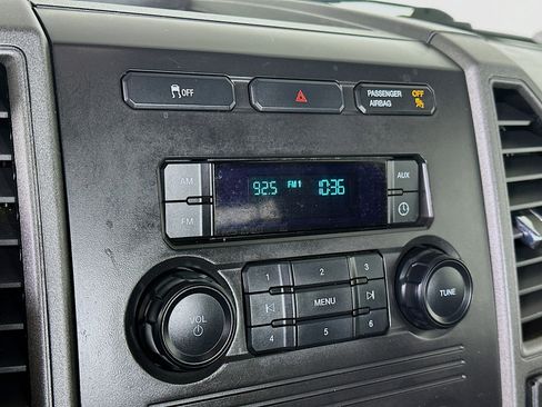 Used 2017 Ford F250 XL w/ Power Equipment Group image 19