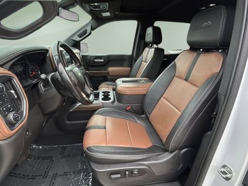 Used 2021 Chevrolet Silverado 1500 High Country image 18