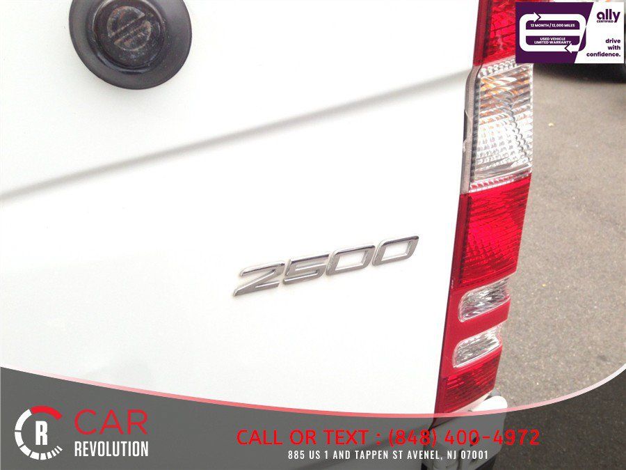 Used 2018 Mercedes-Benz Sprinter 2500 image 60