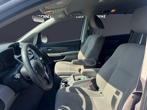 Used 2014 Honda Odyssey EX image 7