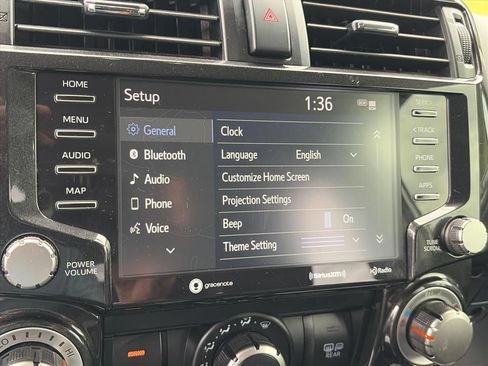 Used 2021 Toyota 4Runner Venture w/ Moonroof Package AWD/4WD image 15