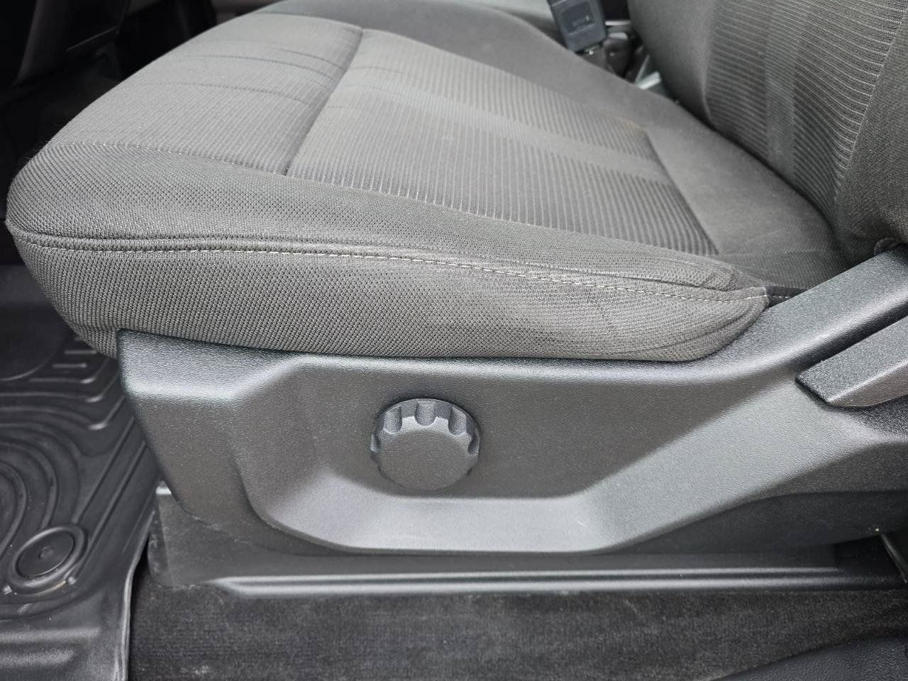 Used 2019 Ford F150 XL w/ Equipment Group 101A Mid AWD/4WD image 25