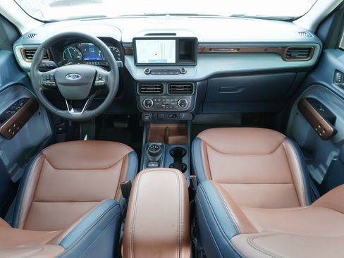 Certified 2023 Ford Maverick Lariat w/ Lariat Luxury Package image 18