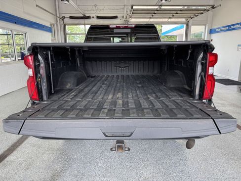 Used 2022 Chevrolet Silverado 3500 LTZ w/ LTZ Plus Package AWD/4WD image 11