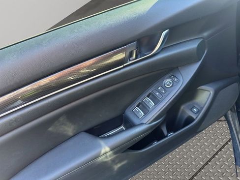 Used 2021 Honda Accord Sport image 15