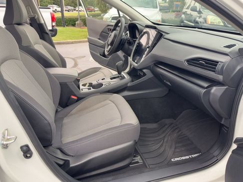 Used 2024 Subaru Crosstrek 2.0i Premium AWD/4WD image 12
