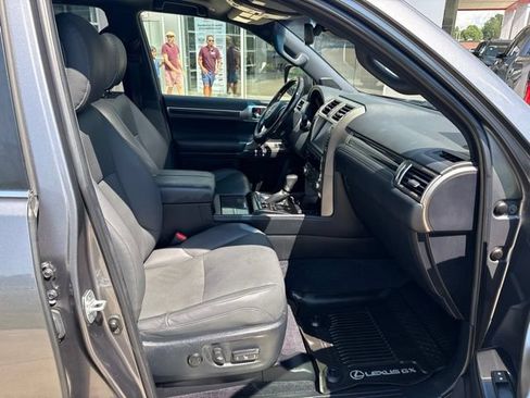 Used 2020 Lexus GX 460 Premium w/ Premium Package AWD/4WD image 35