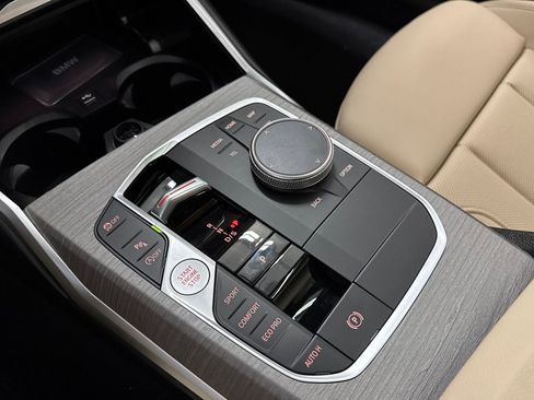 New 2026 BMW 330i Sedan w/ Premium Package image 18