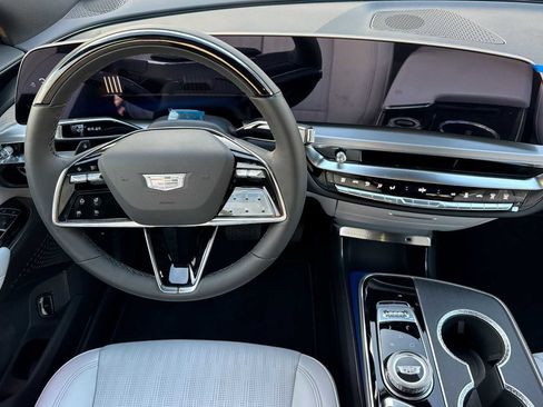 New 2026 Cadillac Lyriq Sport image 14