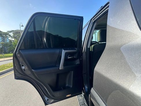 Used 2019 Toyota 4Runner SR5 Premium RWD image 22