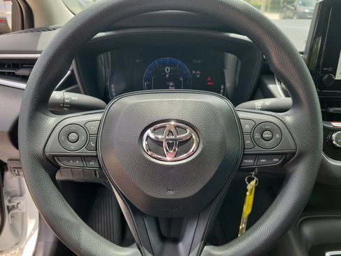 Used 2026 Toyota Corolla LE FWD image 18