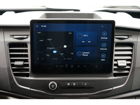 Used 2022 Ford E-Transit Medium Roof w/ Interior Upgrade Package image 26