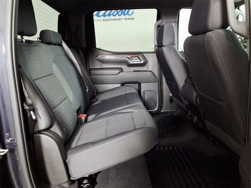 Used 2022 Chevrolet Silverado 1500 LT image 10