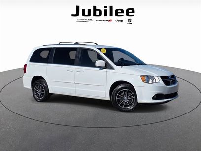 Used 2017 Dodge Grand Caravan SXT