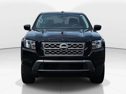 Used 2024 Nissan Frontier SV RWD image 12