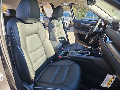New 2025 MAZDA CX-5 AWD 2.5 S w/ Select Package image 10
