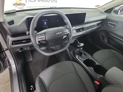 Used 2025 Kia K4 LXS image 20