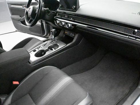 Used 2022 Honda Civic Sport image 18