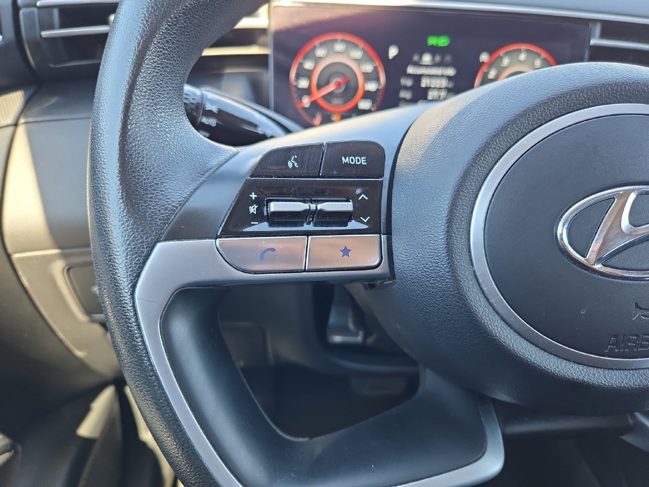 Used 2024 Hyundai Tucson SEL FWD image 17