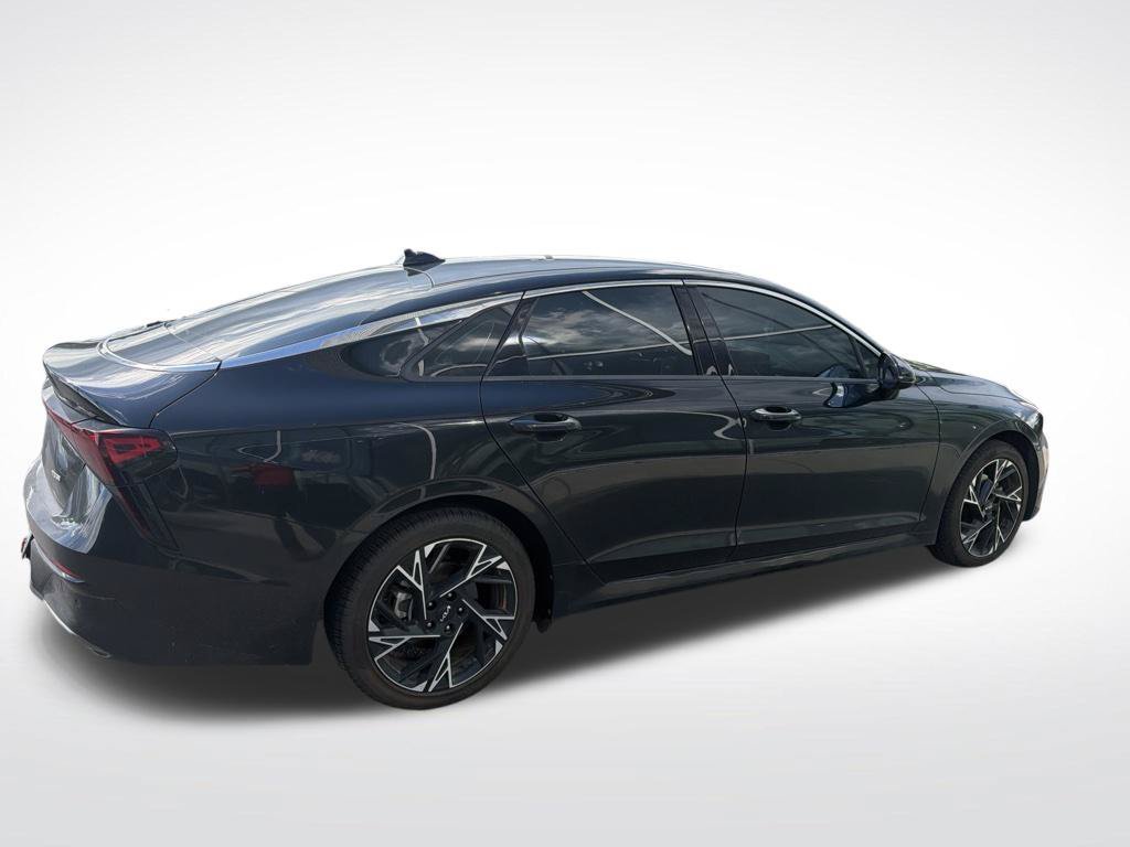 Used 2026 Kia K5 GT-Line w/ GT-Line Red Interior Package FWD image 4