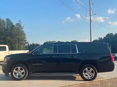 Used 2016 Chevrolet Suburban LS image 5